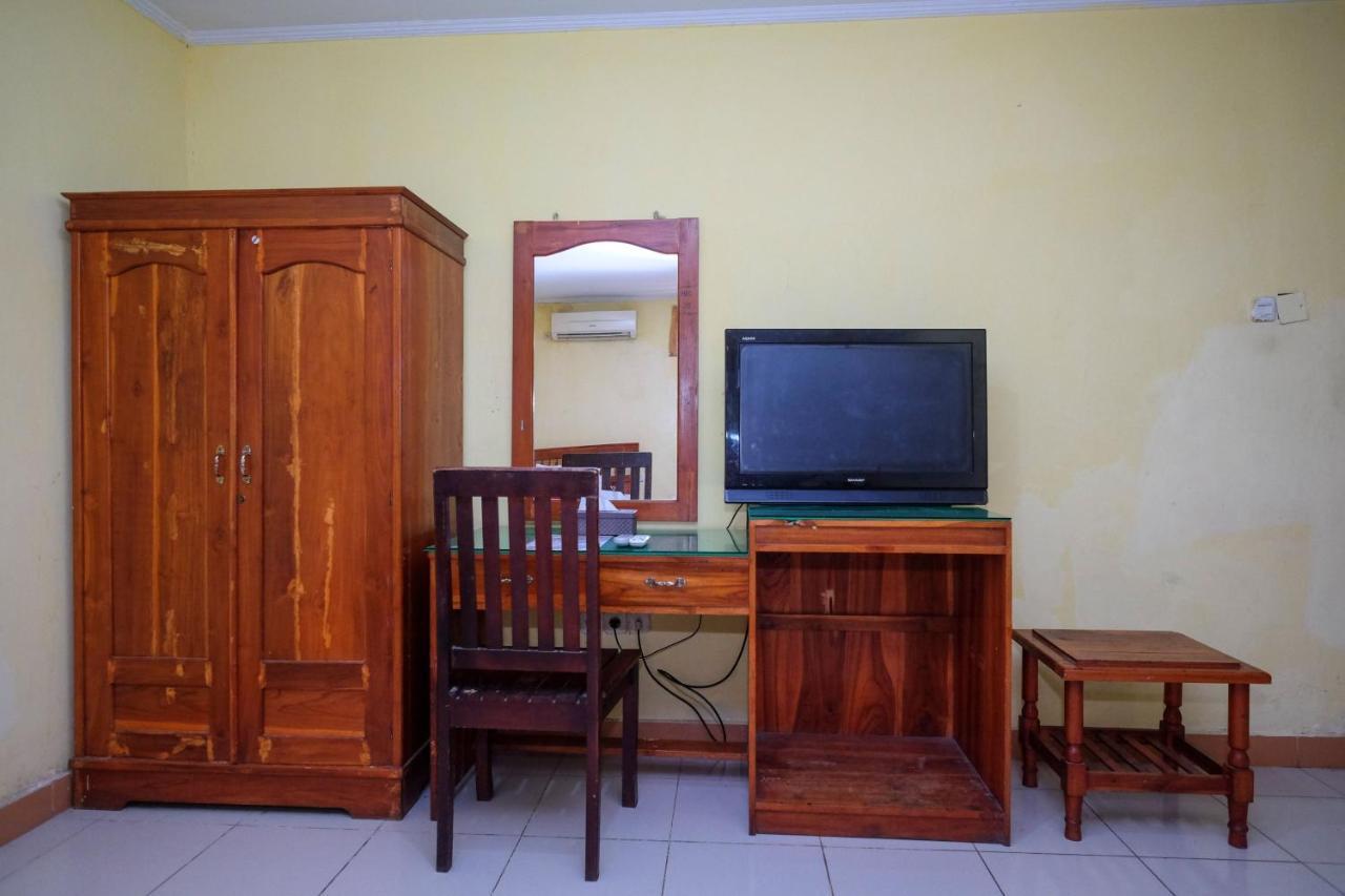 Reddoorz Near Pelabuhan Nusantara Parepare Buitenkant foto